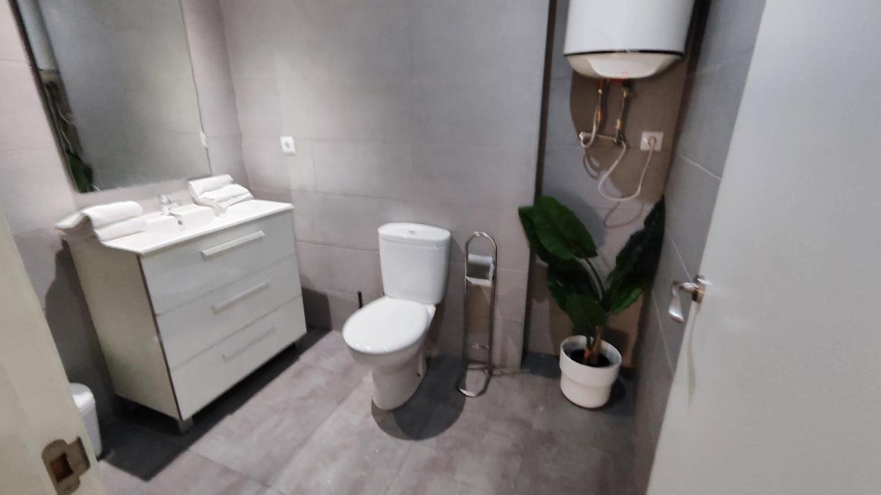 Boutique 2 Apartamento Ave Centro Lerida Buitenkant foto